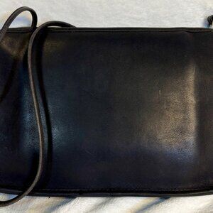 Rare Vintage Coach Era Made In New York Shoulder Bag NYC Era